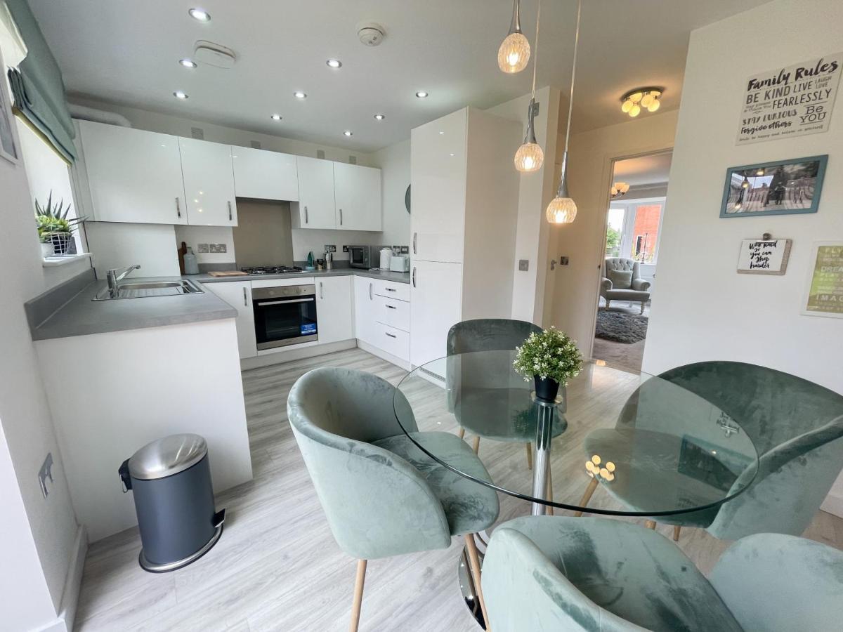 Newly Developed 3 Bedroom Home Glasgow Luaran gambar