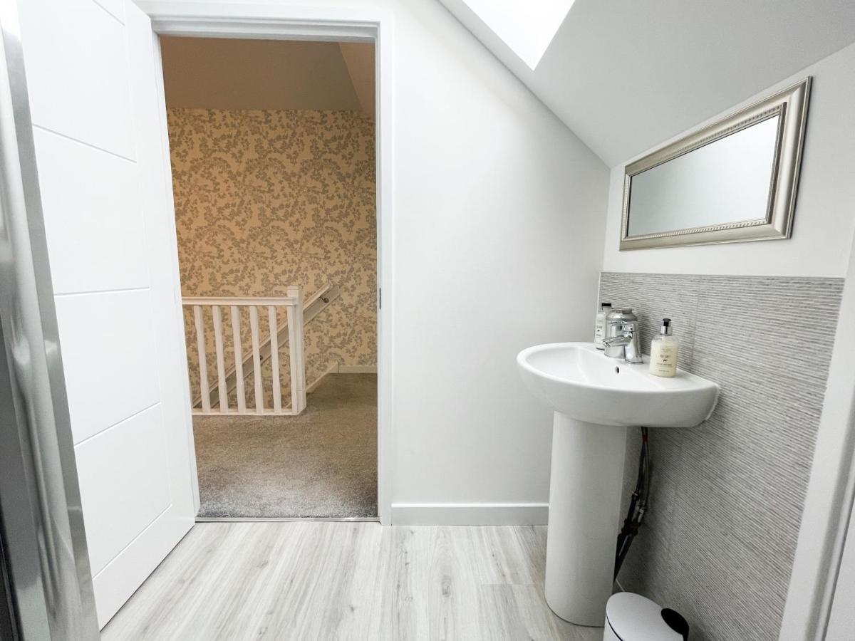 Newly Developed 3 Bedroom Home Glasgow Luaran gambar